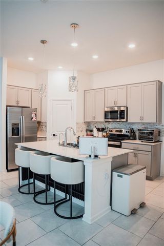 2326 BURNEY FALLS LANE, Davenport, FL 33837