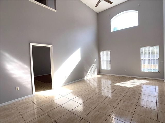 732 CASTERTON CIRCLE, Davenport, FL 33897