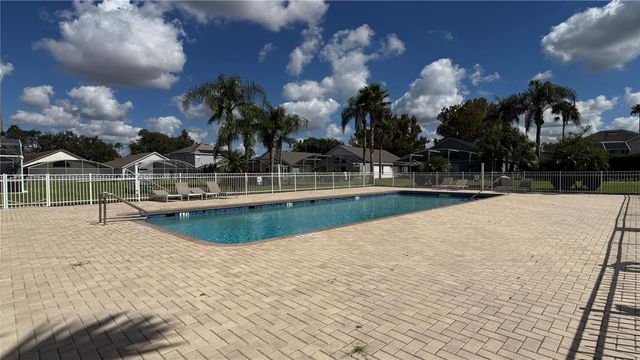 732 CASTERTON CIRCLE, Davenport, FL 33897