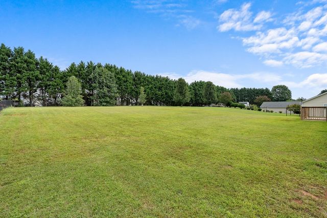 1165 Clark Road, Inman, SC 29349