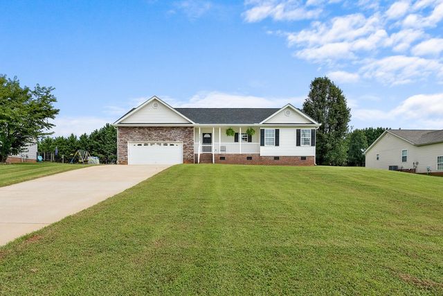 1165 Clark Road, Inman, SC 29349