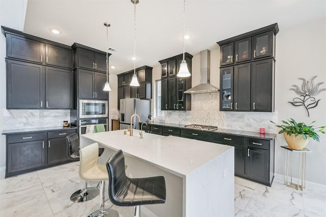 11335 Cosmopolitan Drive, Cypress, TX 77433