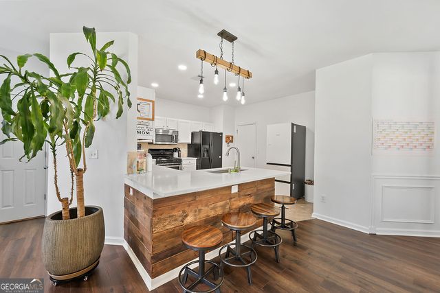 320 Blackwood Lane, Suwanee, GA 30024