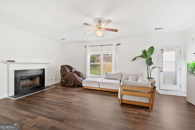 320 Blackwood Lane, Suwanee, GA 30024