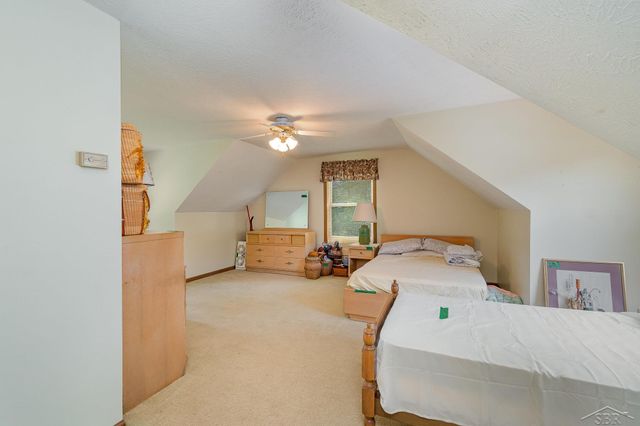 5772 Greensboro Way, Gladwin, MI 48624