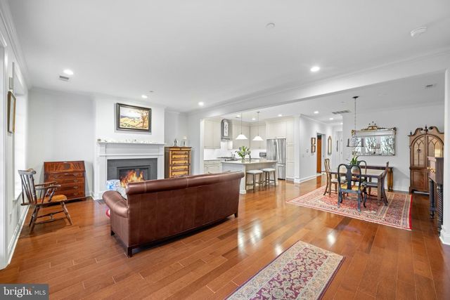 6205 PARKVIEW DR, Haverford, PA 19041