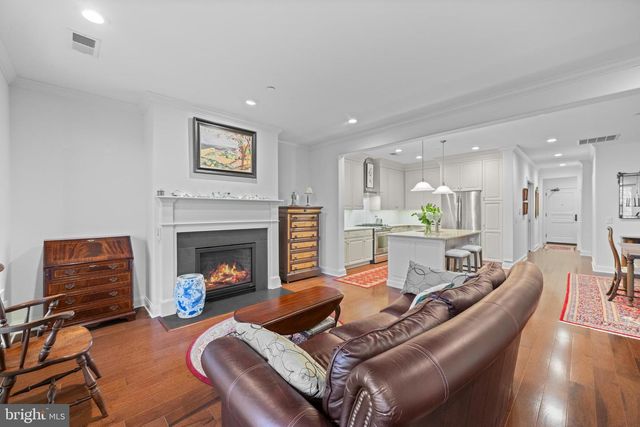 6205 PARKVIEW DR, Haverford, PA 19041