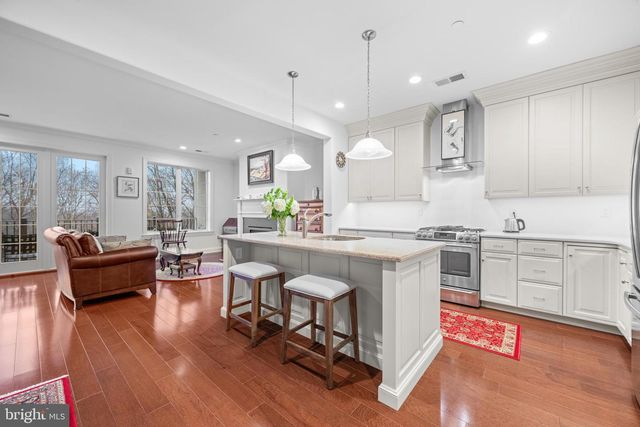 6205 PARKVIEW DR, Haverford, PA 19041