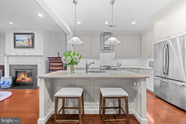 6205 PARKVIEW DR, Haverford, PA 19041