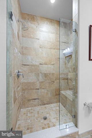 6205 PARKVIEW DR, Haverford, PA 19041