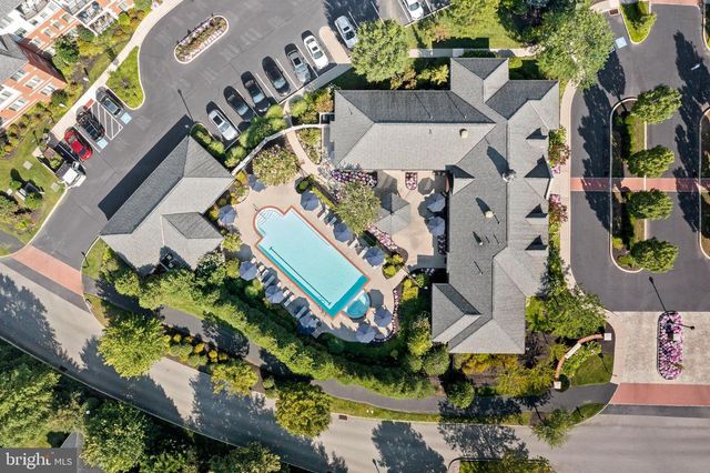 6205 PARKVIEW DR, Haverford, PA 19041