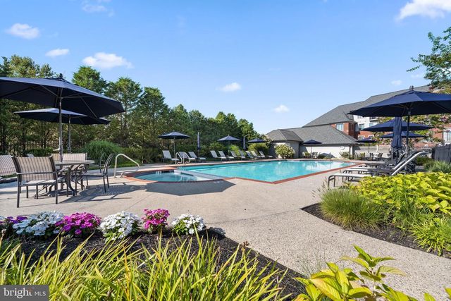 6205 PARKVIEW DR, Haverford, PA 19041