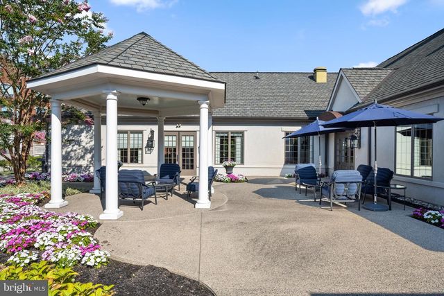 6205 PARKVIEW DR, Haverford, PA 19041