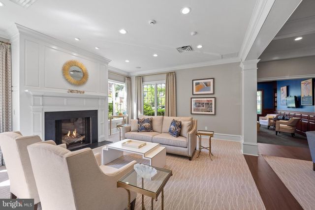 6205 PARKVIEW DR, Haverford, PA 19041