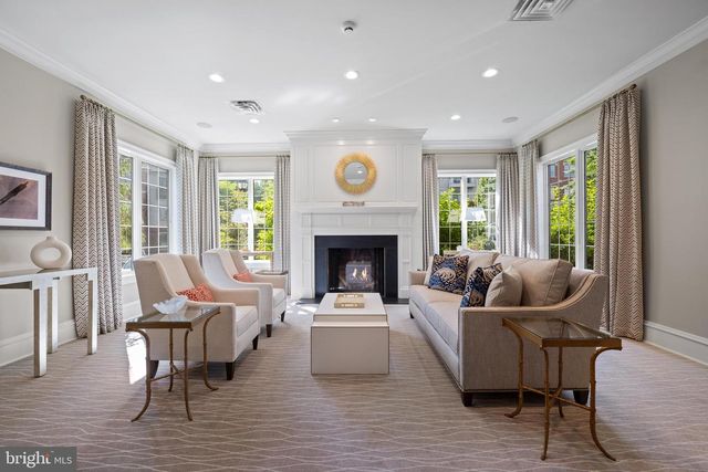 6205 PARKVIEW DR, Haverford, PA 19041