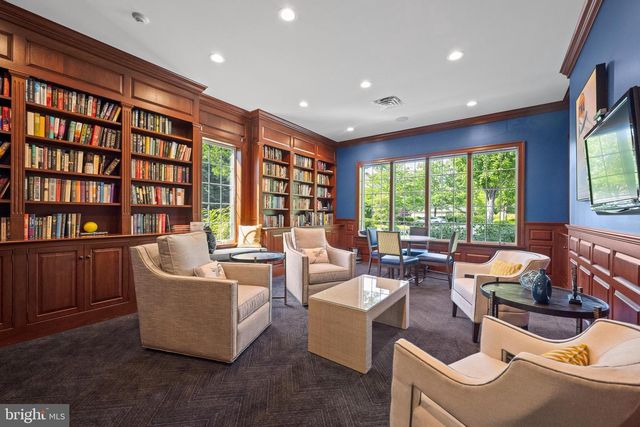 6205 PARKVIEW DR, Haverford, PA 19041