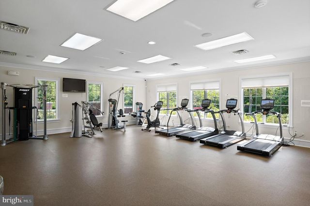 6205 PARKVIEW DR, Haverford, PA 19041