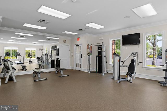 6205 PARKVIEW DR, Haverford, PA 19041