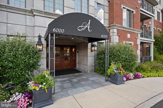 6205 PARKVIEW DR, Haverford, PA 19041