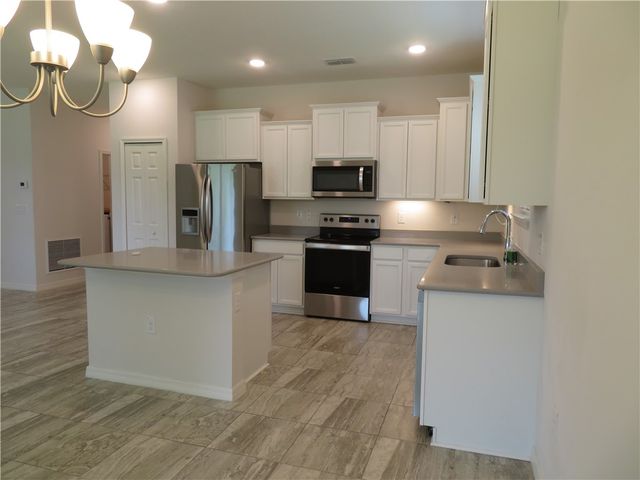 368 Sandcrest Circle, Sebastian, FL 32958