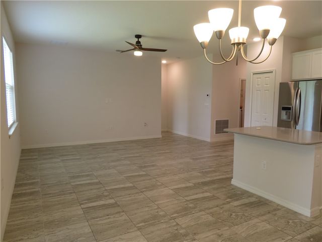 368 Sandcrest Circle, Sebastian, FL 32958