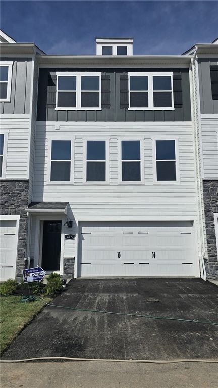 415 Harmon Ct, Mccandless, PA 15090