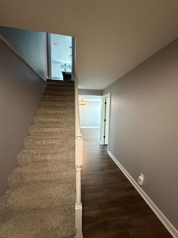 5020 Roundtree Drive, Middleville, MI 49333