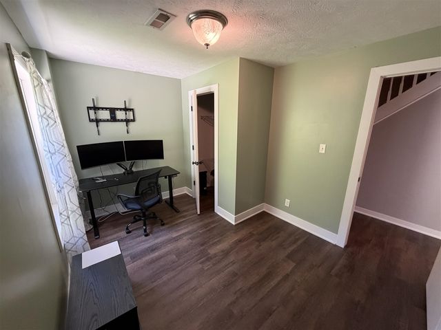 5020 Roundtree Drive, Middleville, MI 49333