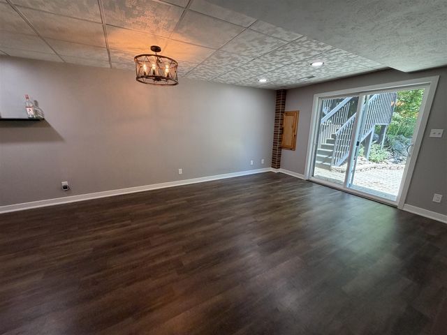 5020 Roundtree Drive, Middleville, MI 49333
