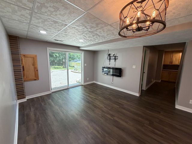5020 Roundtree Drive, Middleville, MI 49333