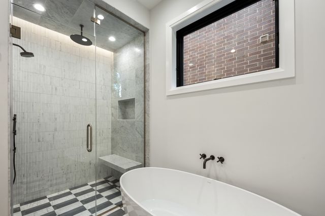 3617 N Magnolia Avenue 1, Chicago, IL 60657