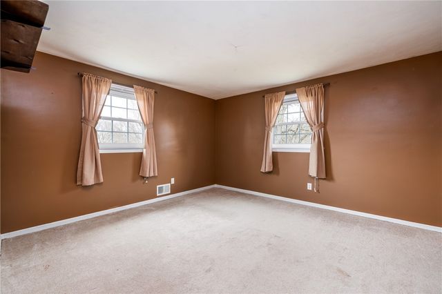 26 Drumlin Drive, Macedon, NY 14502