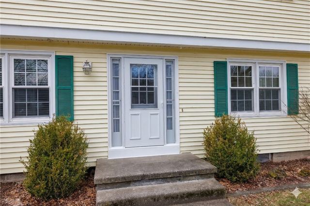 26 Drumlin Drive, Macedon, NY 14502