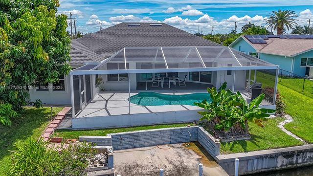 3902 SE 13th Ave, Cape Coral, FL 33904