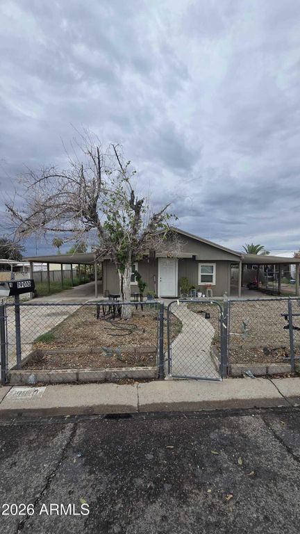 19010 N CARNATION Drive, Peoria, AZ 85373 — exterior