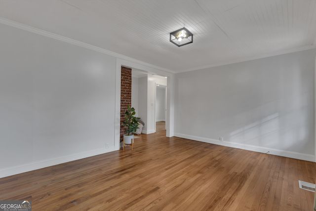 9 Meridian Drive, Newnan, GA 30263