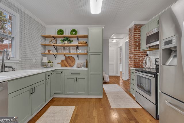 9 Meridian Drive, Newnan, GA 30263