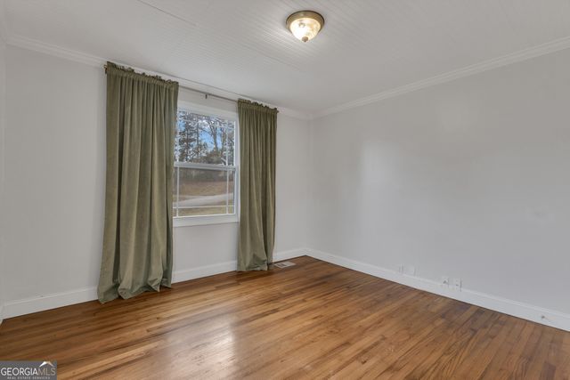 9 Meridian Drive, Newnan, GA 30263