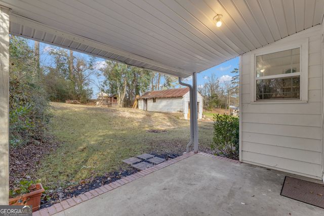 9 Meridian Drive, Newnan, GA 30263