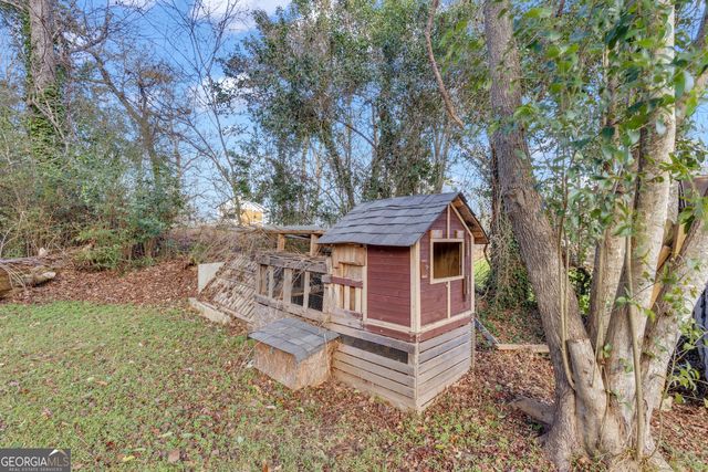 9 Meridian Drive, Newnan, GA 30263