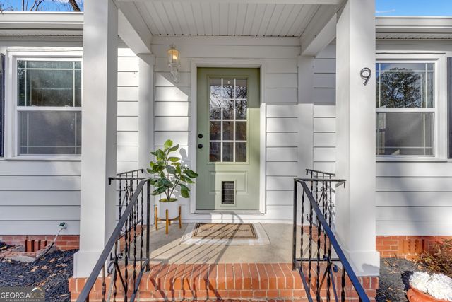 9 Meridian Drive, Newnan, GA 30263