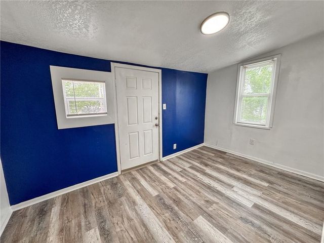 2726 Belleview Avenue, Kansas City, MO 64108