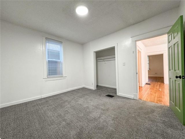 2726 Belleview Avenue, Kansas City, MO 64108