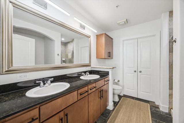 1901 Post Oak Boulevard 204, Houston, TX 77056