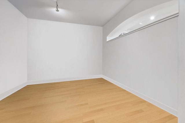 1901 Post Oak Boulevard 204, Houston, TX 77056