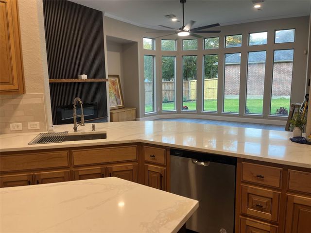 7218 Spring Meadow Lane, Katy, TX 77494