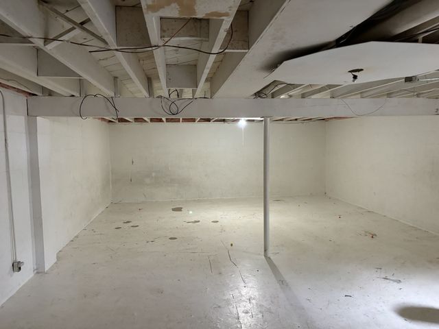 805 15th Street, West Des Moines, IA 50265