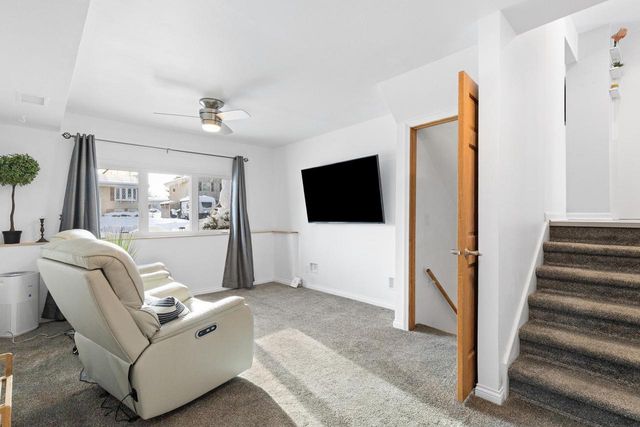 2008 Lenora DRIVE, West Bend, WI 53090