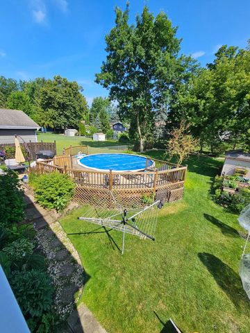 2008 Lenora DRIVE, West Bend, WI 53090