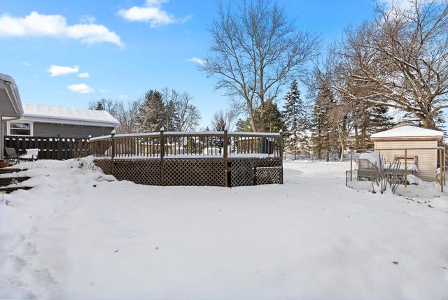 2008 Lenora DRIVE, West Bend, WI 53090